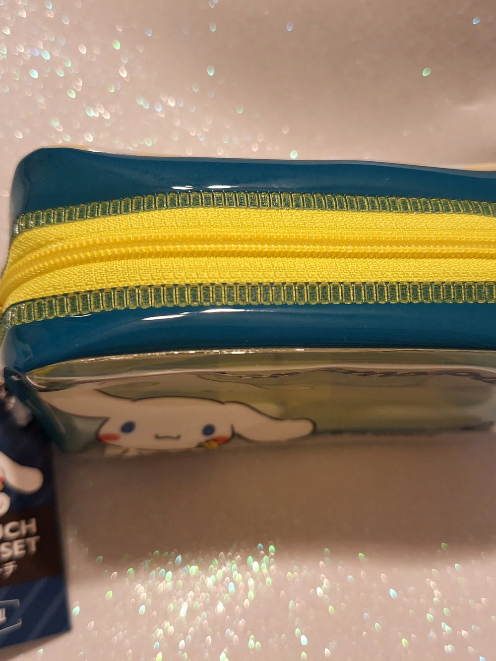 Cinnamoroll Blue & Yellow Vinyl Pouch New
